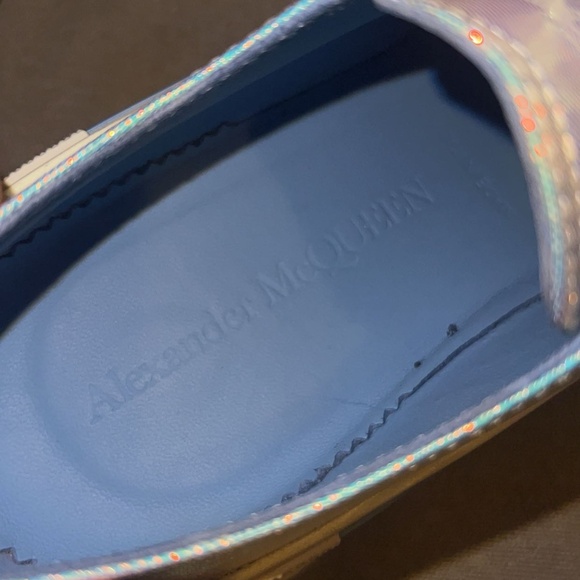 Alexander McQueen Tread Slick Lace Up Iridescent shoes - Picture 6 of 6